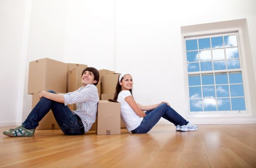Local moving help for flat relocation in Pimlico
