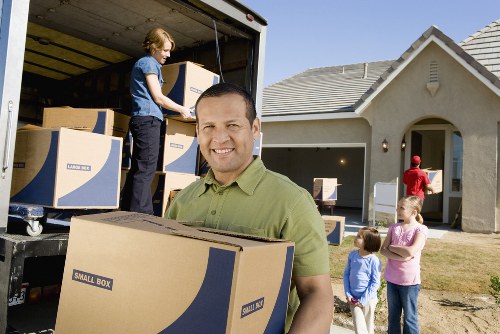Packing and furniture transport service in Pimlico